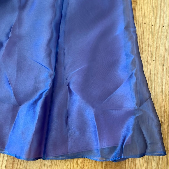 Night Way purple taffeta full length gown - Picture 4 of 13